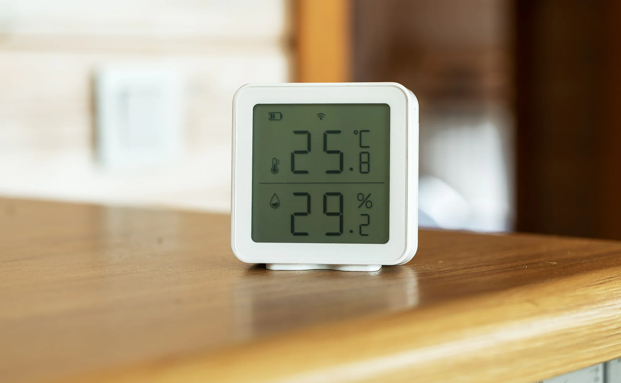 controllo temperatura e umidità in casa
